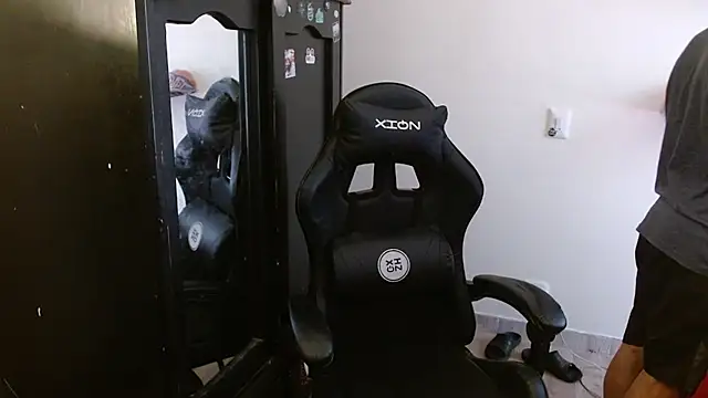 Snapshot of kv___xxx_ chatting on January 17, 2026, 6:55 pm kv xxx online show from January 17, 2026, 6:55 pm