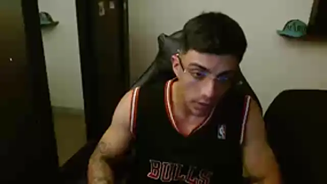 Snapshot of kv___xxx_ chatting on February 3, 2026, 2:53 am kv xxx online show from February 3, 2026, 2:53 am