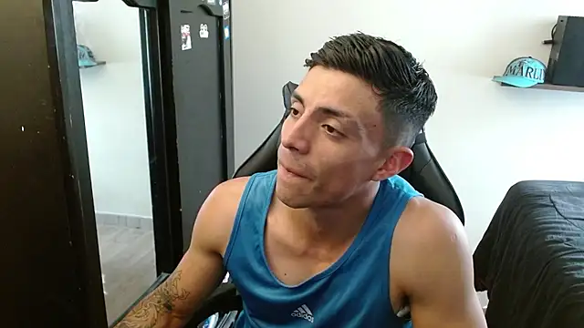 Snapshot of kv___xxx_ chatting on February 5, 2026, 8:46 pm kv xxx online show from February 5, 2026, 8:46 pm