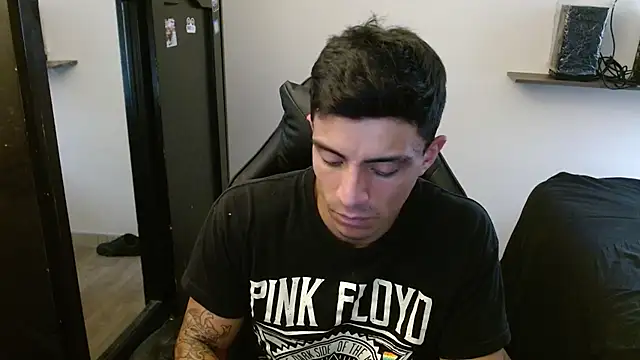 Snapshot of kv___xxx_ chatting on February 19, 2026, 5:42 pm kv xxx online show from February 19, 2026, 5:42 pm