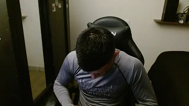 Snapshot of kv___xxx_ chatting on February 26, 2026, 12:53 am kv xxx online show from February 26, 2026, 12:53 am