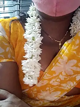 sana14 online show from September 17, 2025, 5:25 pm