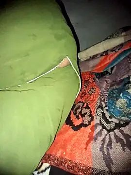 menakshiiikaur online show from December 6, 2024, 7:32 am