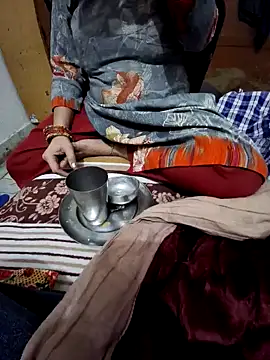 menakshiiikaur online show from December 15, 2024, 2:41 am