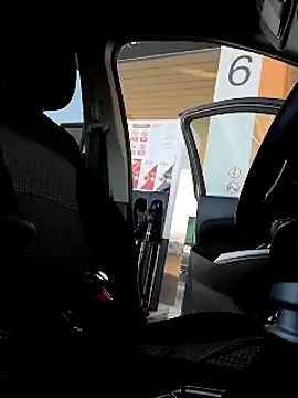 Snapshot of uber_babe chatting on March 5, 2025, 6:12 am uber babe online show from March 5, 2025, 6:12 am