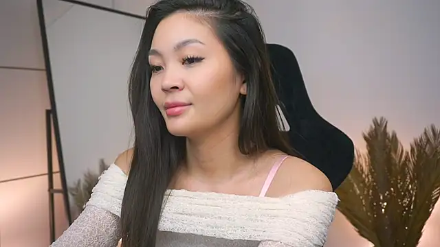 Peopleneedlove144 online show from January 24, 2025, 6:14 pm