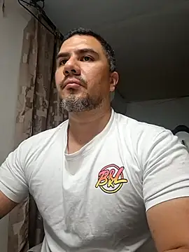 Snapshot of pob_cam chatting on September 18, 2025, 3:36 pm pob cam online show from September 18, 2025, 3:36 pm