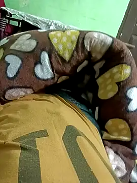 Snapshot of QUEEN-X-CPL chatting on December 9, 2024, 4:58 pm QUEEN-X-CPL online show from December 9, 2024, 4:58 pm