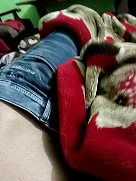 Snapshot of QUEEN-X-CPL chatting on February 4, 2025, 5:45 pm QUEEN-X-CPL online show from February 4, 2025, 5:45 pm