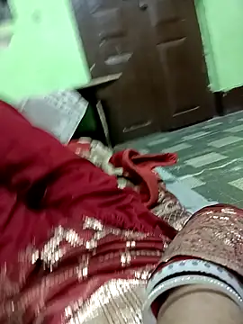 Snapshot of QUEEN-X-CPL chatting on February 19, 2025, 5:38 pm QUEEN-X-CPL online show from February 19, 2025, 5:38 pm