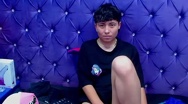 Snapshot of Im_Mathias chatting on January 12, 2025, 8:04 am Im Mathias online show from January 12, 2025, 8:04 am