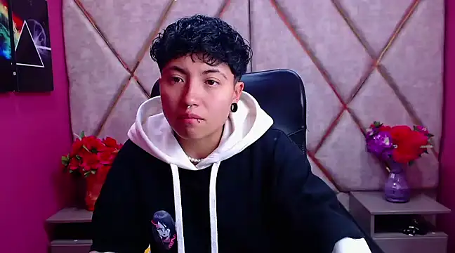 Snapshot of Im_Mathias chatting on January 31, 2025, 2:15 am Im Mathias online show from January 31, 2025, 2:15 am