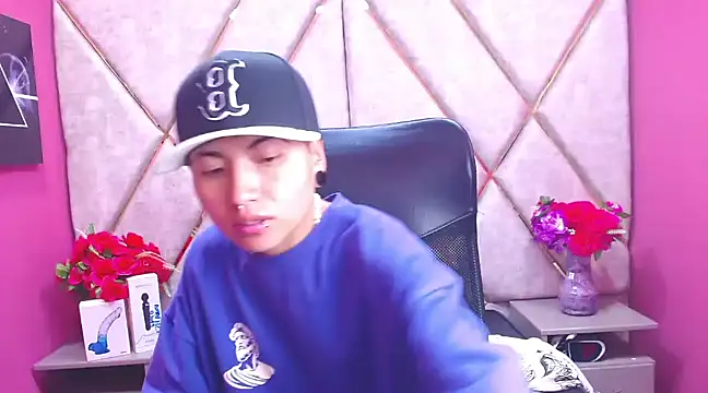 Snapshot of Im_Mathias chatting on February 4, 2025, 2:07 am Im Mathias online show from February 4, 2025, 2:07 am