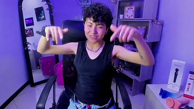 Snapshot of Im_Mathias chatting on October 11, 2025, 2:44 am Im Mathias online show from October 11, 2025, 2:44 am