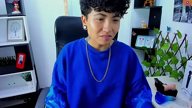 Snapshot of Im_Mathias chatting on October 15, 2025, 2:55 am Im Mathias online show from October 15, 2025, 2:55 am