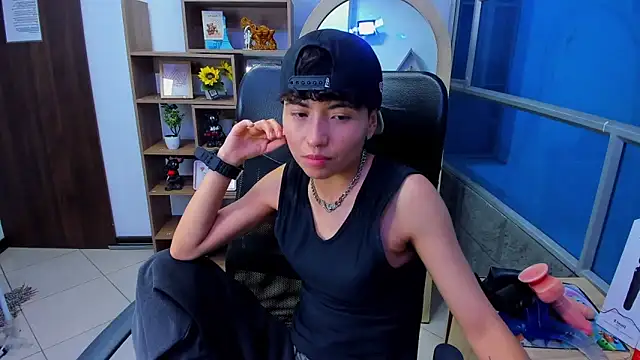 Snapshot of Im_Mathias chatting on November 30, 2025, 12:42 pm Im Mathias online show from November 30, 2025, 12:42 pm