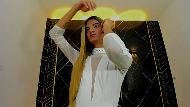 Isabella stanford2 online show from February 26, 2025, 8:33 pm