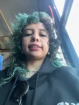 Snapshot of Sweet_Chaos chatting on December 17, 2025, 2:34 pm Sweet Chaos online show from December 17, 2025, 2:34 pm