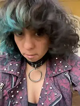 Snapshot of Sweet_Chaos chatting on February 13, 2026, 7:32 pm Sweet Chaos online show from February 13, 2026, 7:32 pm