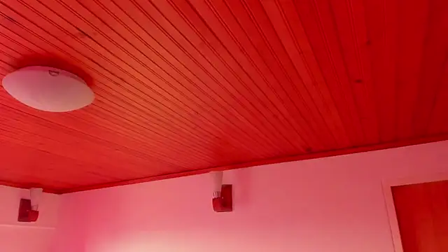 julz 03 online show from October 24, 2025, 12:01 pm