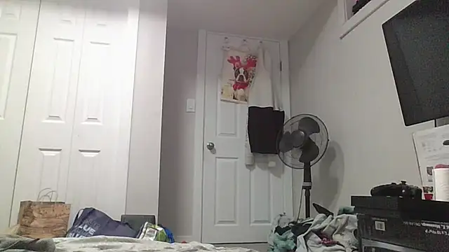 Snapshot of TheSexiest2025 chatting on March 18, 2025, 2:48 pm TheSexiest2025 online show from March 18, 2025, 2:48 pm