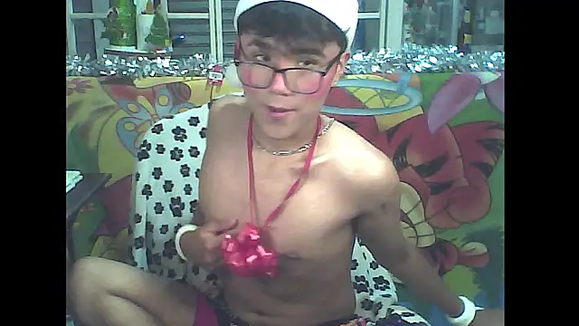 Snapshot of Baby_Cream chatting on December 2, 2024, 3:26 am Baby Cream online show from December 2, 2024, 3:26 am