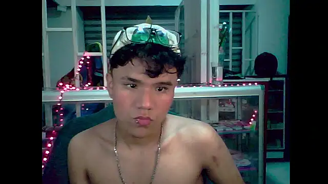 Snapshot of Baby_Cream chatting on December 9, 2024, 7:06 am Baby Cream online show from December 9, 2024, 7:06 am