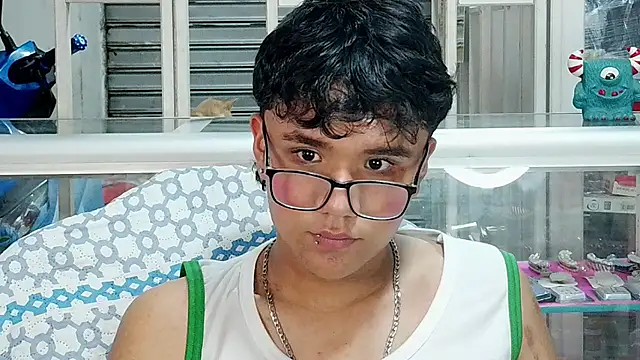 Snapshot of Baby_Cream chatting on December 18, 2024, 10:40 am Baby Cream online show from December 18, 2024, 10:40 am