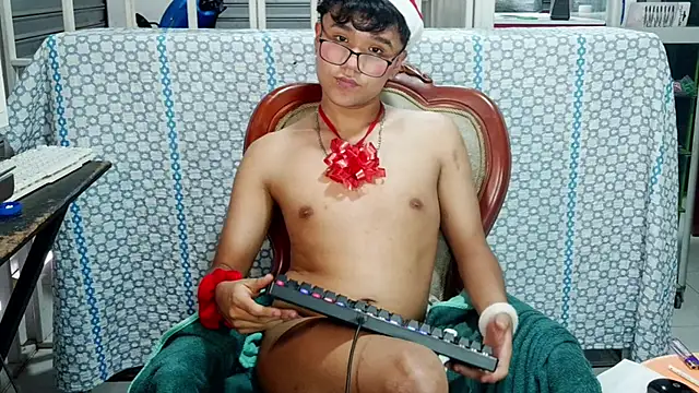 Snapshot of Baby_Cream chatting on December 21, 2024, 12:59 pm Baby Cream online show from December 21, 2024, 12:59 pm