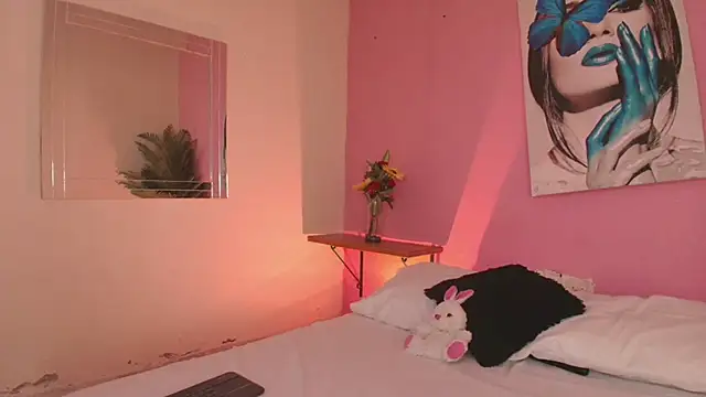 Snapshot of Pammela_Smith chatting on February 26, 2026, 8:19 pm Pammela Smith online show from February 26, 2026, 8:19 pm