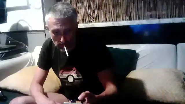 Snapshot of unclestefansdick chatting on September 8, 2025, 7:57 pm unclestefansdick online show from September 8, 2025, 7:57 pm