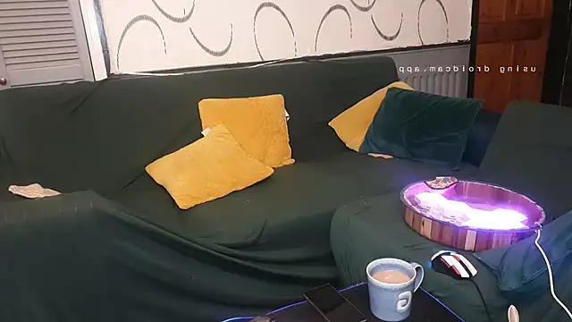 Snapshot of unclestefansdick chatting on October 28, 2025, 2:26 am unclestefansdick online show from October 28, 2025, 2:26 am