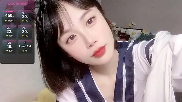 Snapshot of LaoSHI-999 chatting on January 8, 2025, 1:42 am LaoSHI-999 online show from January 8, 2025, 1:42 am