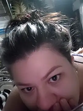 Snapshot of Penshui08 chatting on March 7, 2026, 12:35 pm Penshui08 online show from March 7, 2026, 12:35 pm