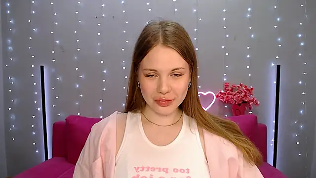 Snapshot of holy_kitty chatting on March 6, 2025, 6:19 am holy kitty online show from March 6, 2025, 6:19 am