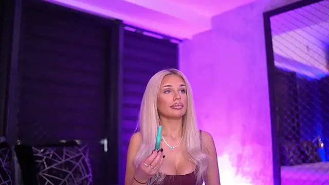 Candy Ivy online show from October 3, 2025, 4:26 pm