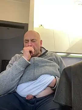 pantomax online show from February 10, 2025, 1:33 pm