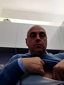 pantomax online show from November 10, 2025, 1:21 pm