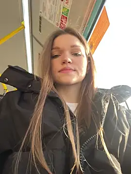 Snapshot of KitteCat chatting on February 7, 2025, 9:16 am KitteCat online show from February 7, 2025, 9:16 am