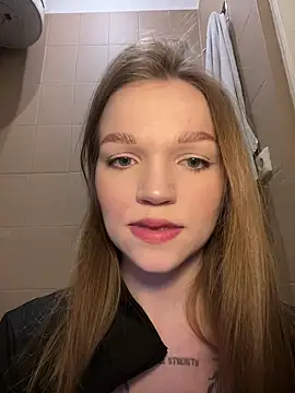 Snapshot of KitteCat chatting on February 11, 2025, 12:27 pm KitteCat online show from February 11, 2025, 12:27 pm