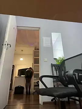 Snapshot of KitteCat chatting on February 23, 2025, 6:23 pm KitteCat online show from February 23, 2025, 6:23 pm