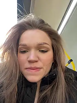 Snapshot of KitteCat chatting on February 26, 2025, 12:36 pm KitteCat online show from February 26, 2025, 12:36 pm