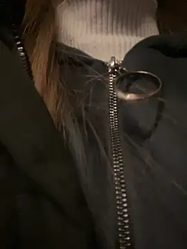 Snapshot of KitteCat chatting on March 1, 2025, 6:43 pm KitteCat online show from March 1, 2025, 6:43 pm