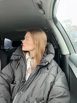 Snapshot of KitteCat chatting on March 21, 2025, 9:23 am KitteCat online show from March 21, 2025, 9:23 am