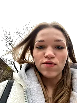 Snapshot of KitteCat chatting on October 26, 2025, 12:44 pm KitteCat online show from October 26, 2025, 12:44 pm