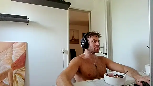 alpha-hunk online show from June 29, 2026, 10:37 am