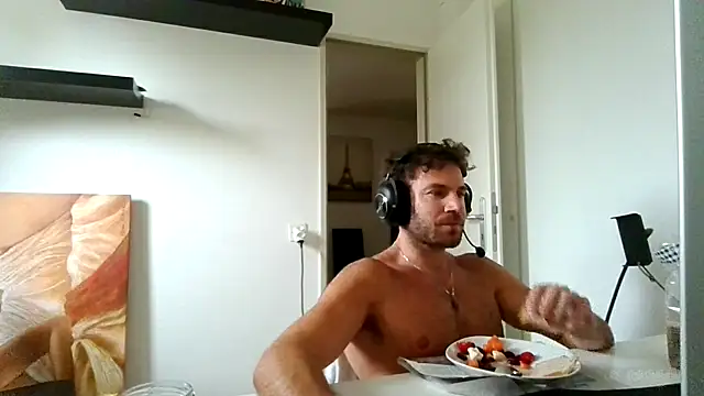 alpha-hunk online show from July 1, 2026, 10:17 am