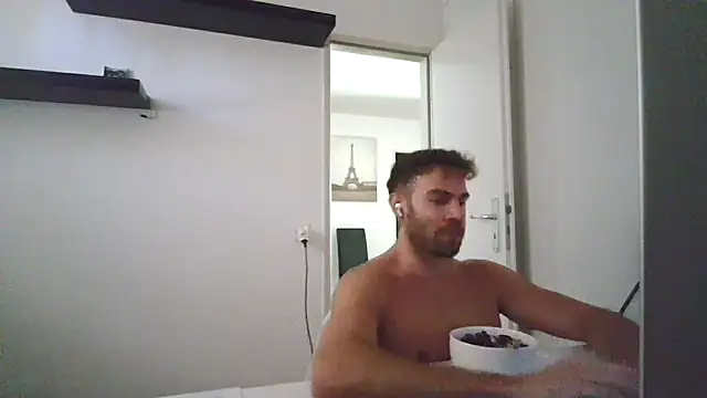alpha-hunk online show from July 10, 2026, 10:18 am