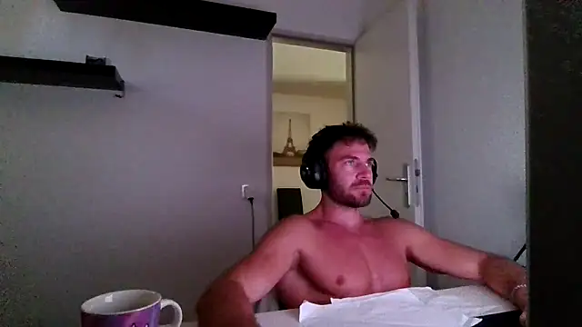alpha-hunk online show from July 12, 2026, 11:23 am