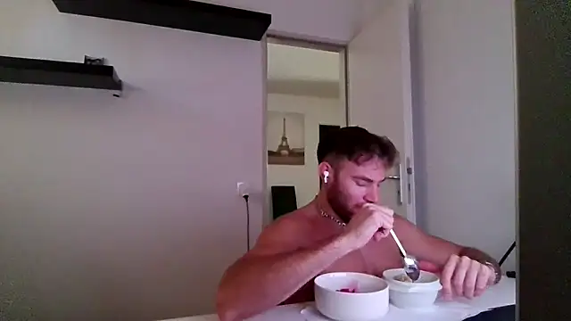 alpha-hunk online show from July 13, 2026, 10:18 am